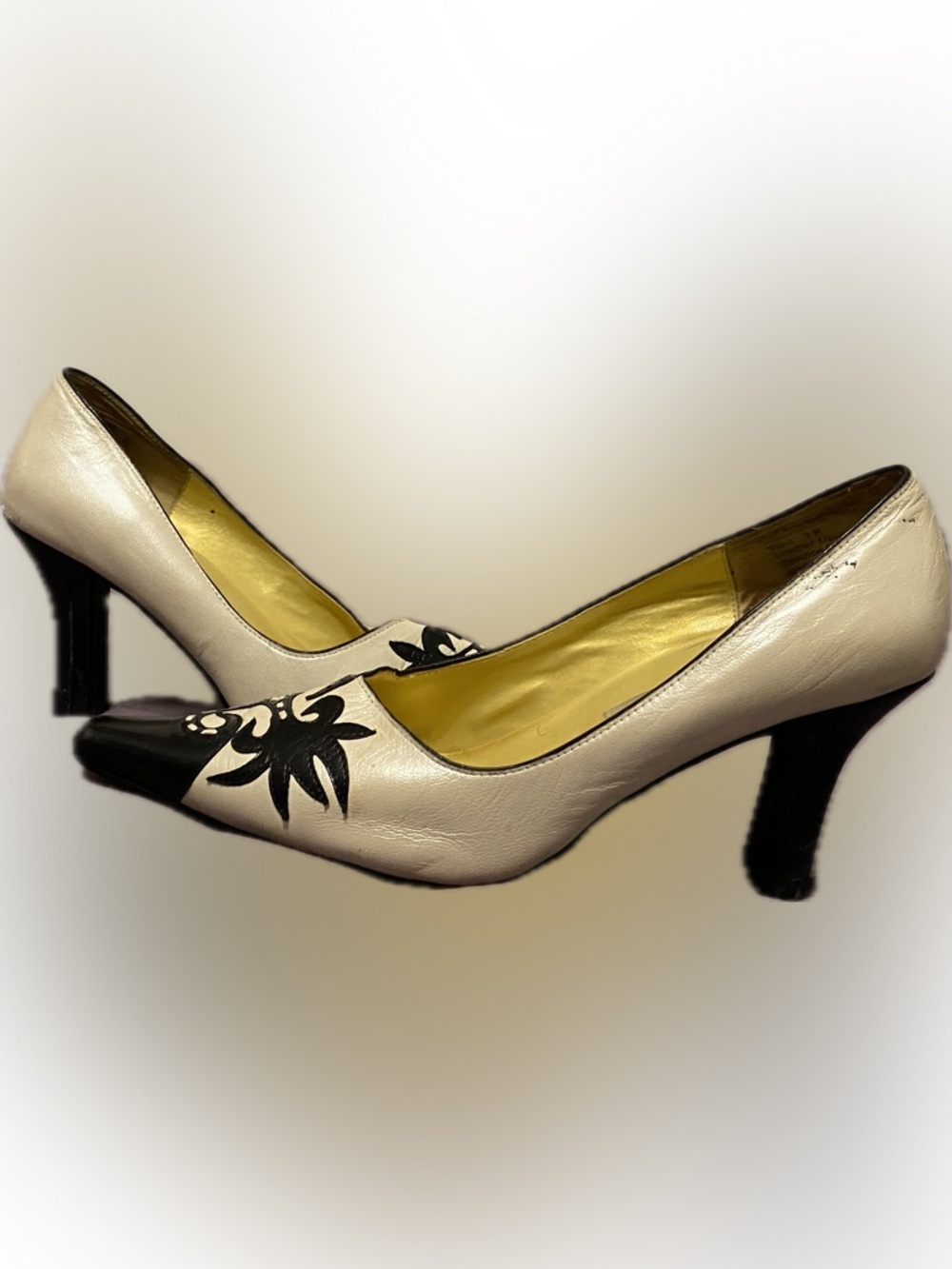 Cream & Black Floral Pointed Toe Leather Heels